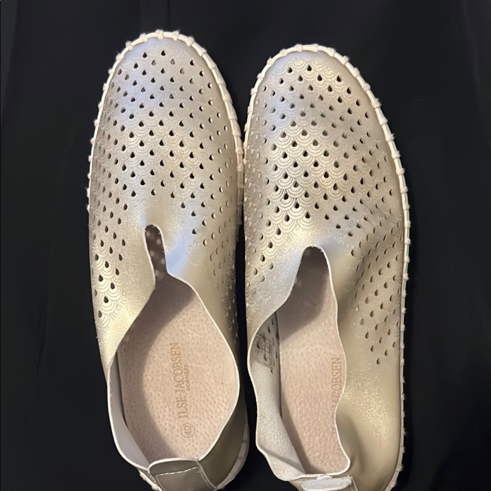 Ilse Jacobsen light gold/brass slide on shoe